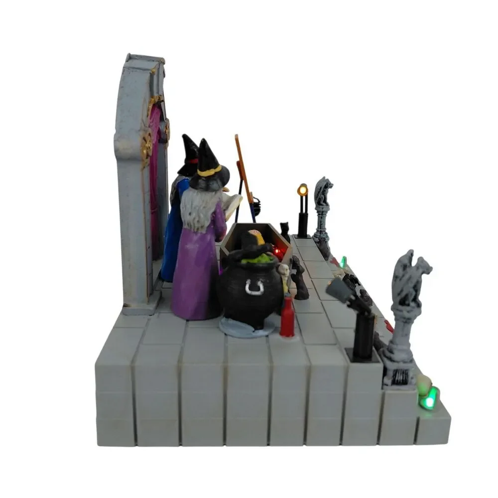 Lemax Spooky Town Halloween Esmeralda the Great Lighted & Animated  #14825 Box